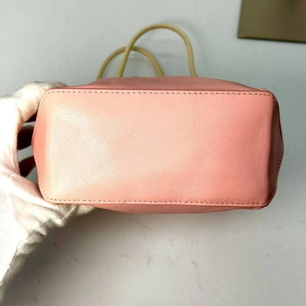 CHANEL Pink Leather Tote Bag - Picture 3 of 7